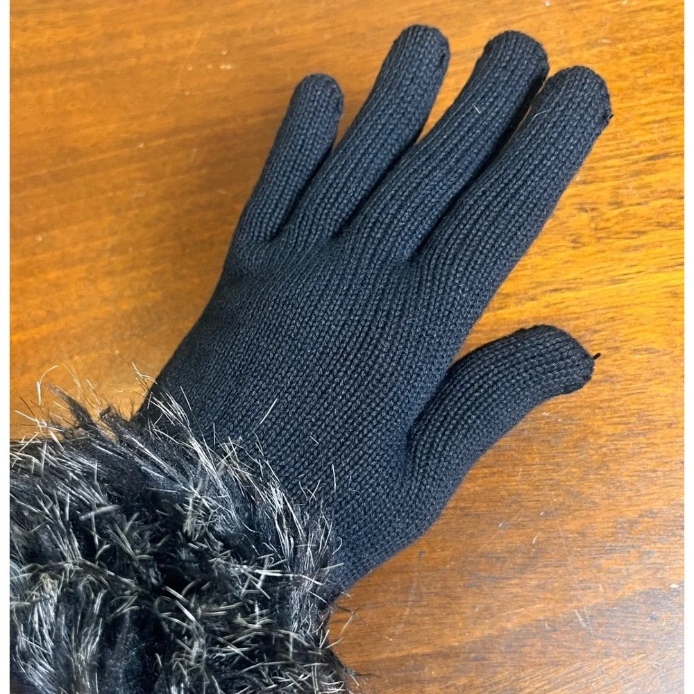 Dillard's Black Knit Gloves Faux Fur Cuff Women's One Size Winter Cold Weather
